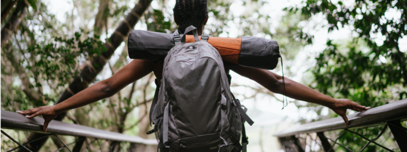 8 simple ways to stay fit while travelling