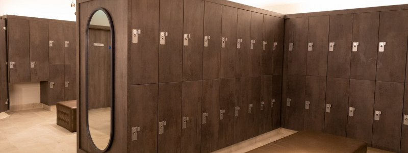 What do your changing room habits say about you? What do your changing room habits say about you?