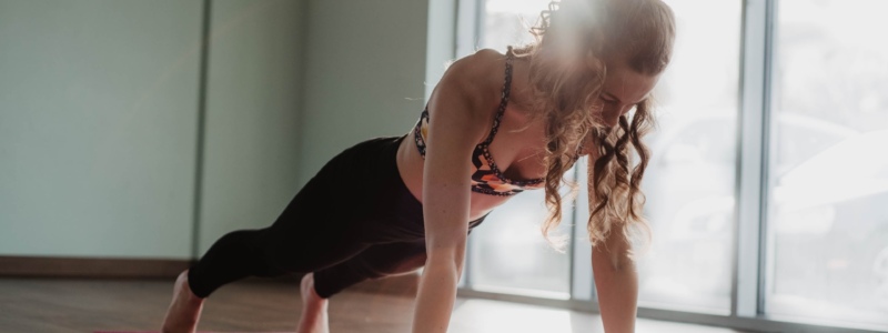 Calisthenics vs weight training: Do you really have to choose?