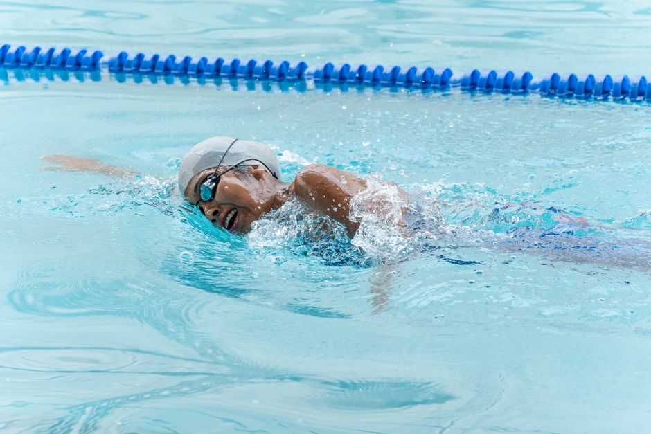 Swimming Workouts for Beginners: Laps, Drills and Pool Basics